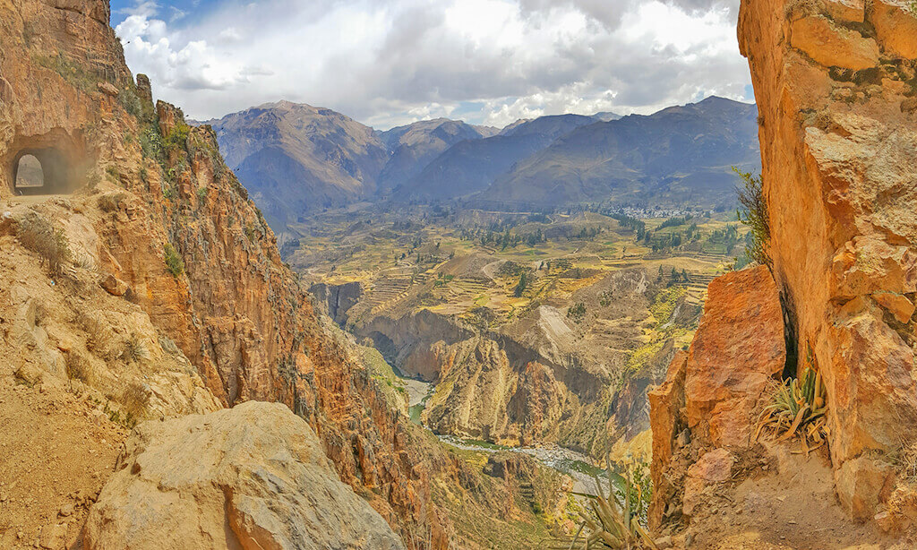 img-Arequipa: 2nd Day Colca Canyon Tour